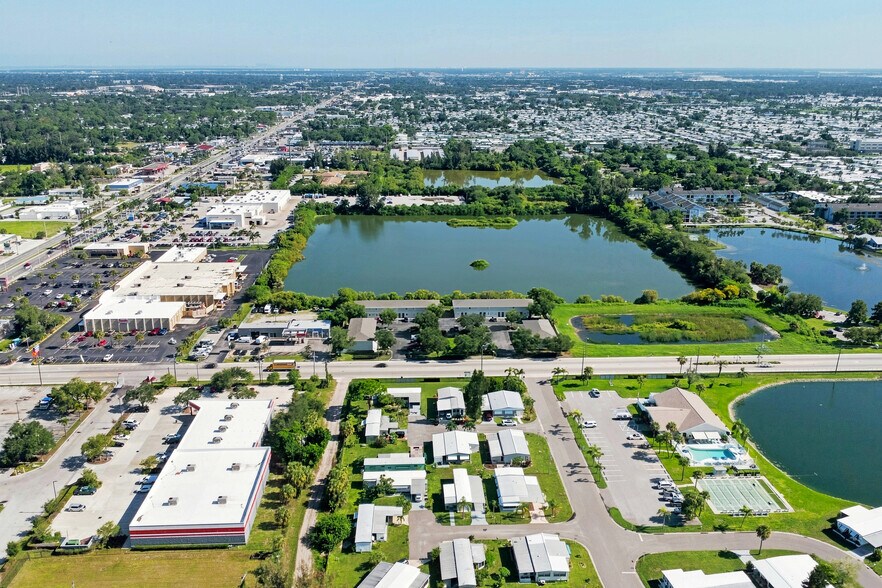 More Photos Of 1007 W 57th Ave W, Bradenton Apartments For Sale