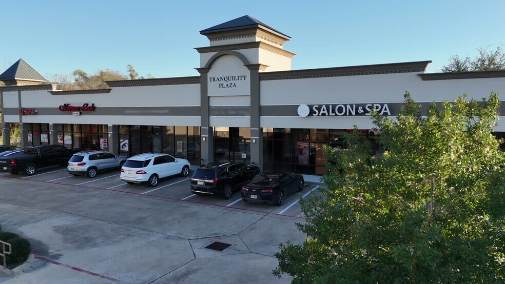 More Photos Of 7902-7904 Broadway St, Pearland Unknown For Lease