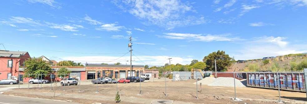 More Photos Of 3529 Peralta, Oakland Land For Lease