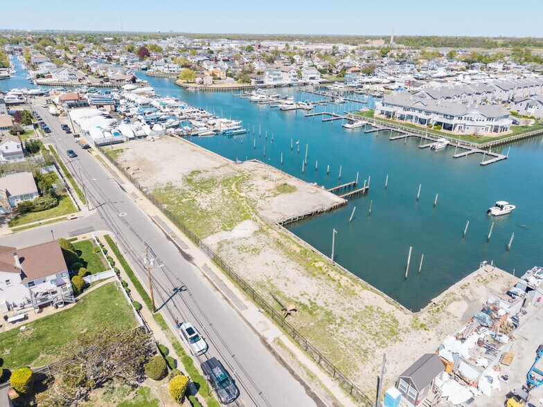 More Photos Of 55 Hudson Ave, Freeport Land For Sale