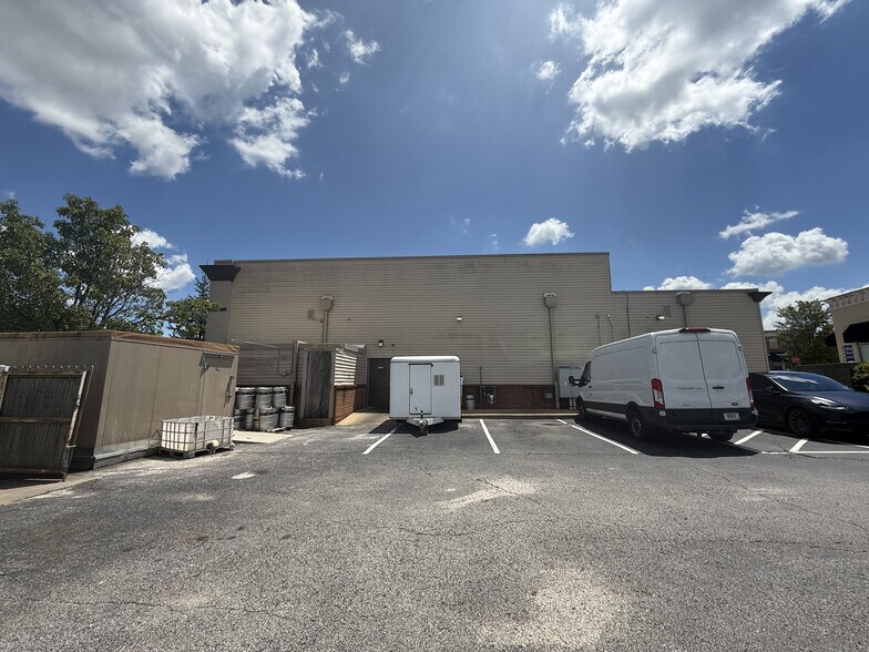 More Photos Of 7434 Village Center Dr, O'Fallon Restaurant For Sale