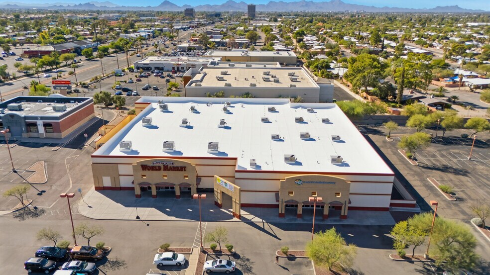 More Photos Of 5975 E Broadway Blvd, Tucson Freestanding For Sale