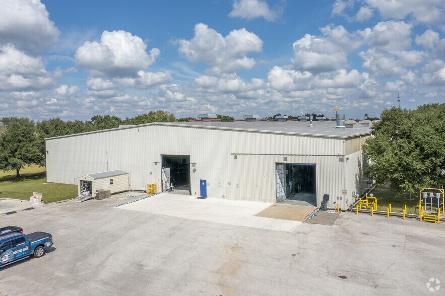 More Photos Of 205 Commercial Dr, Saint Augustine Manufacturing For Sale