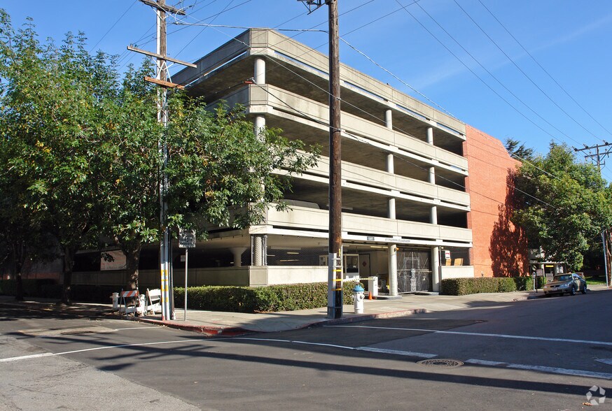 More Photos Of 1700 Montgomery St, San Francisco Unknown For Lease