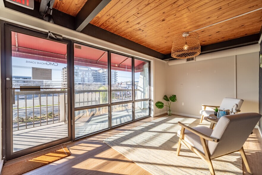 More Photos Of 7904 Coastal Hwy, Ocean City Office For Sale