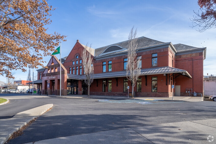 Primary Photo Of 221 W 1st Ave, Spokane Freestanding For Lease