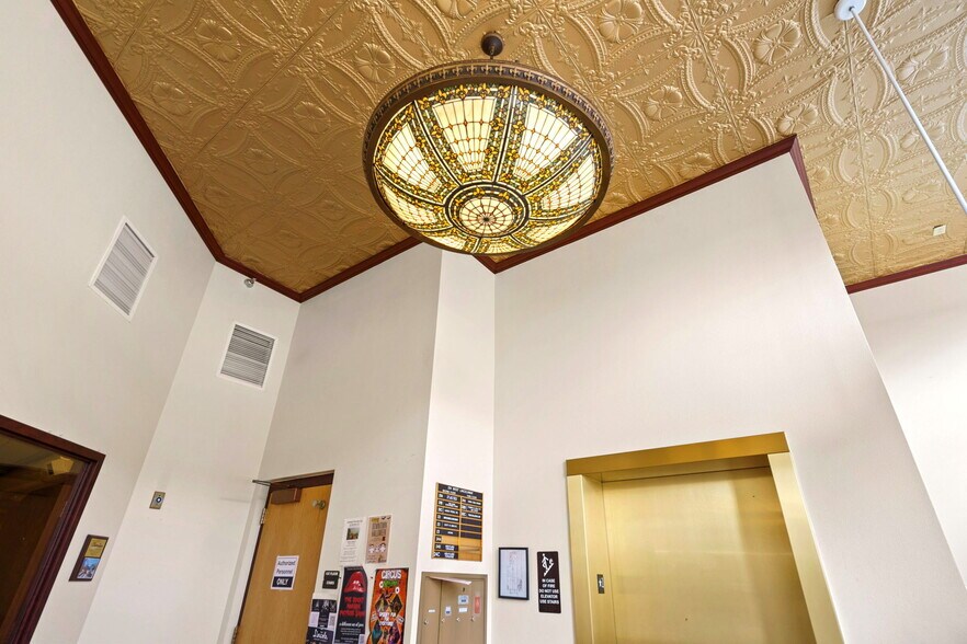 More Photos Of 216 W Lincolnway, Cheyenne Storefront Retail Office For Sale