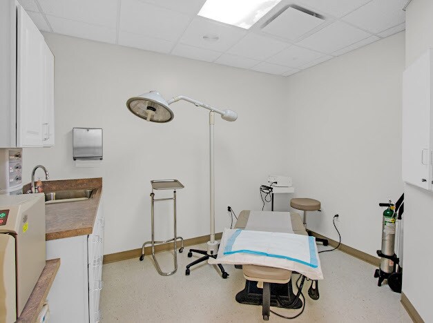 More Photos Of 3273 Davison Rd, Lapeer Medical For Sale