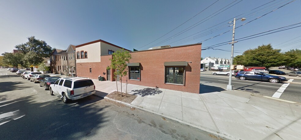 More Photos Of 22450 Braddock Ave, Queens Village Storefront Retail Residential For Sale
