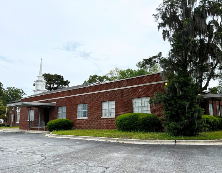 More Photos Of 309 Tibet Ave, Savannah Specialty For Sale