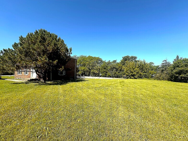 More Photos Of 23060 S Cicero Ave, Richton Park Office For Sale