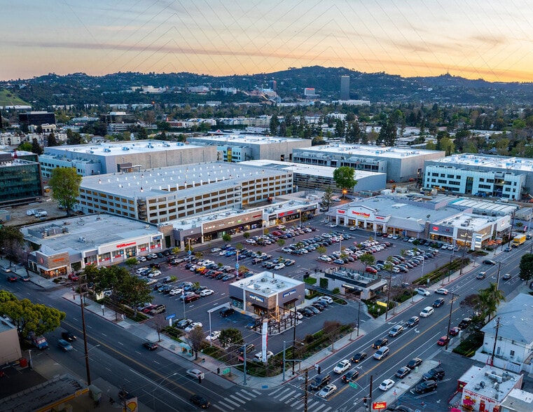 Primary Photo Of 509-531 N Hollywood Way, Burbank Unknown For Lease