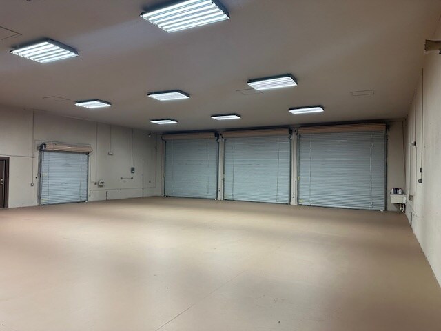 More Photos Of 718 60th Street Ct E, Bradenton Auto Repair For Sale