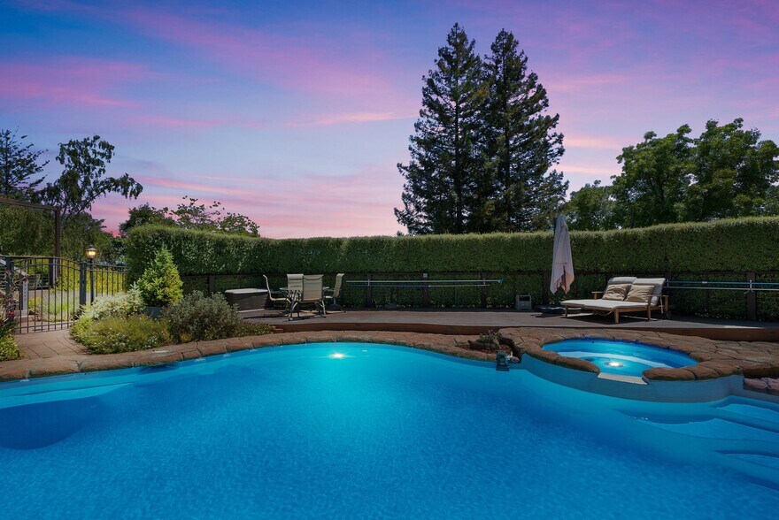 More Photos Of 7919 Empire Grade, Santa Cruz Multifamily For Sale