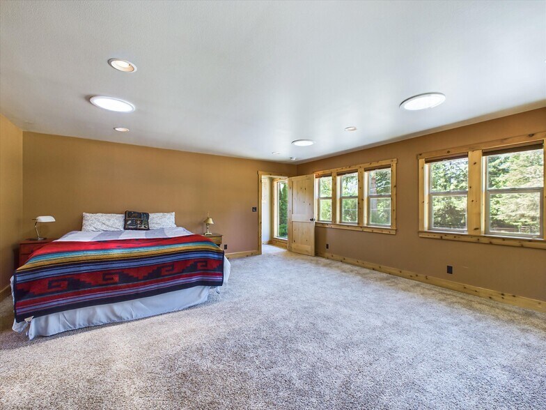 More Photos Of 595 Riverside Park Rd, Carlotta Land For Sale