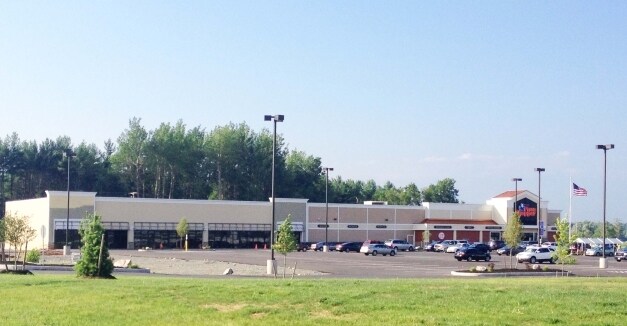 More Photos Of 43449 State Route 12, Alexandria Bay Supermarket For Lease
