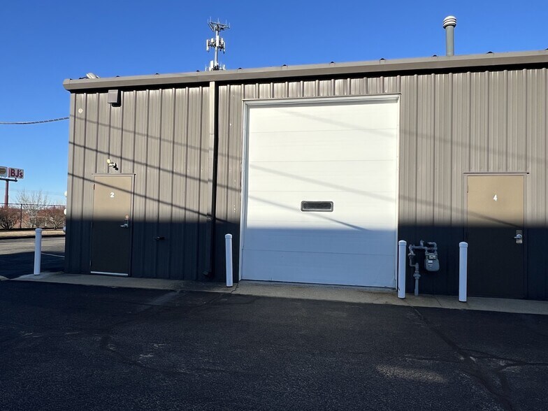 More Photos Of 11 Grandview St, Coventry Warehouse For Sale