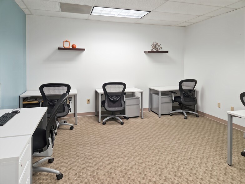 More Photos Of 1224 Mill St, East Berlin Coworking Space