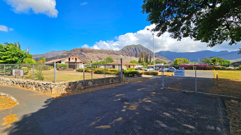 More Photos Of 85-762 Old Government Rd, Waianae Religious Facility For Sale