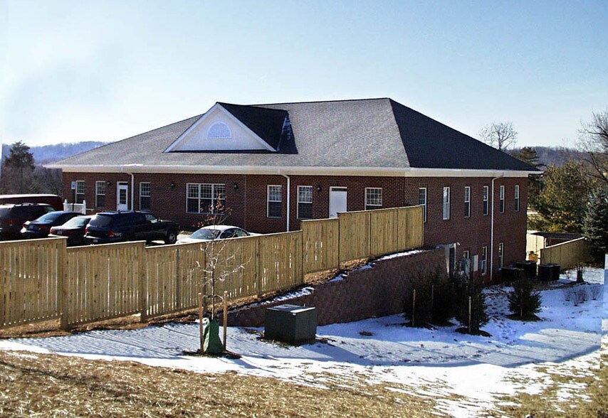 More Photos Of 9720 Greenside Dr, Cockeysville Office For Sale