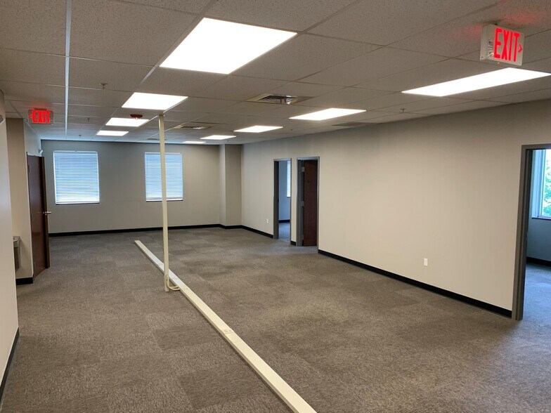 More Photos Of 2500 Emrick Blvd, Bethlehem Warehouse For Lease