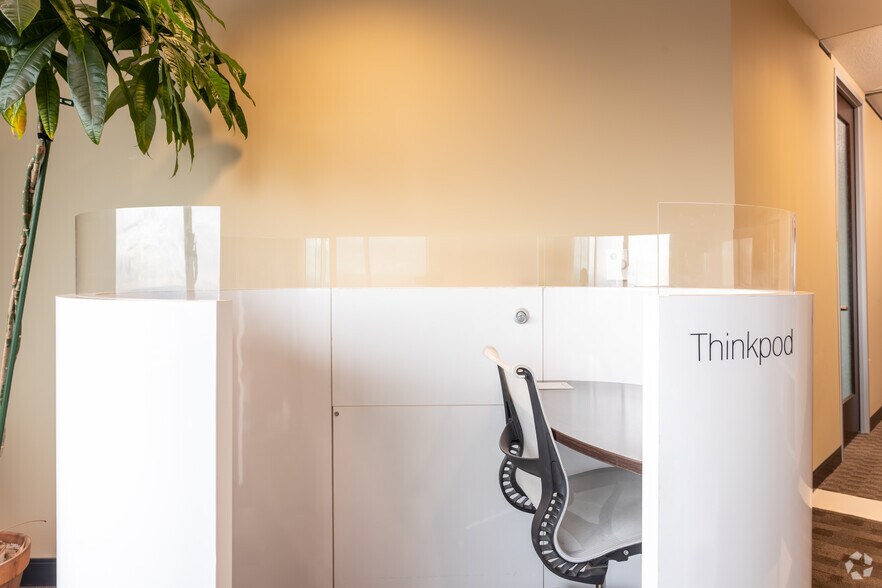 More Photos Of 10180 101 St NW, Edmonton Coworking Space