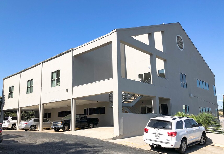 More Photos Of 12501 Judson Rd, San Antonio Medical For Lease
