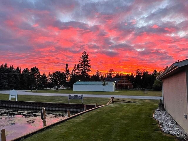 More Photos Of 752 W Faith St, Spruce Flex For Sale