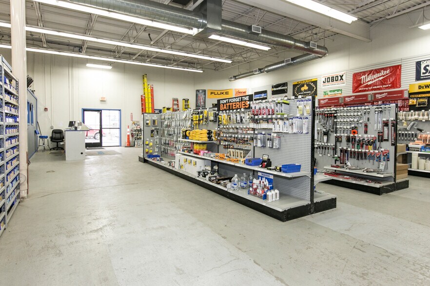 More Photos Of 1225 Timberlane Dr, Sauk Centre General Retail For Sale