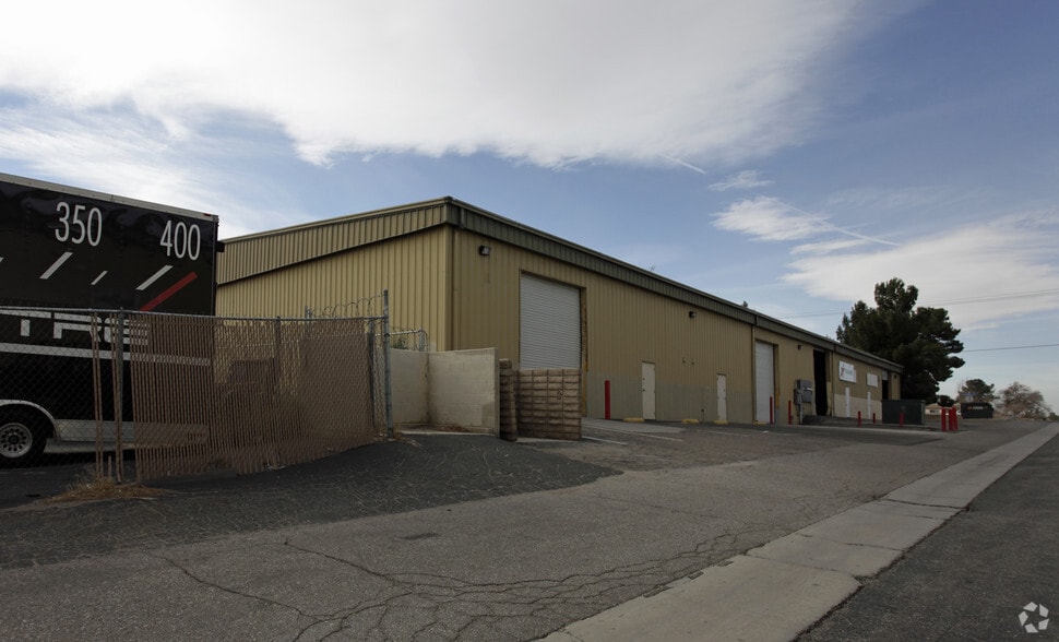 More Photos Of 15330 Tamarack Dr, Victorville Industrial For Sale