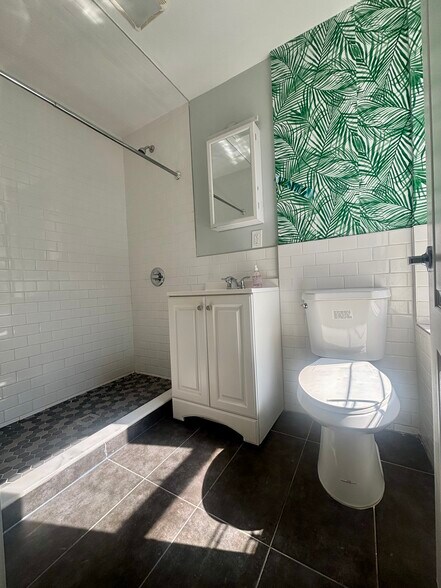 More Photos Of 2850 W 17th St, Brooklyn Apartments For Sale