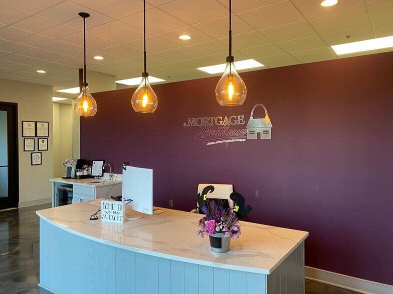 More Photos Of 1574 Medical Center Pky, Murfreesboro General Retail For Lease