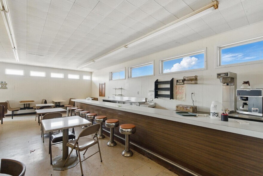 More Photos Of 2316 Marlin hwy, Waco Industrial For Sale