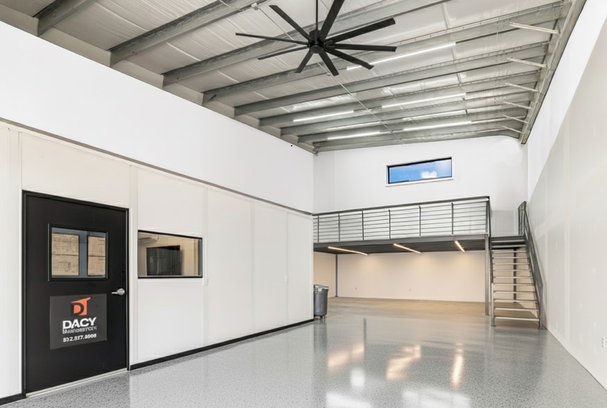 More Photos Of 3300 Dacy Ln, Kyle Warehouse For Sale