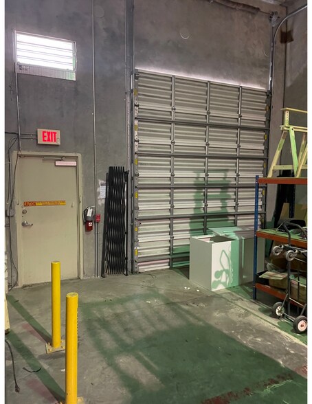 More Photos Of 11231 NW 20th St, Miami Warehouse For Lease