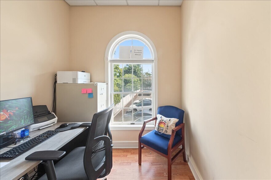 More Photos Of 2119 Post Rd, Fairfield Medical For Sale