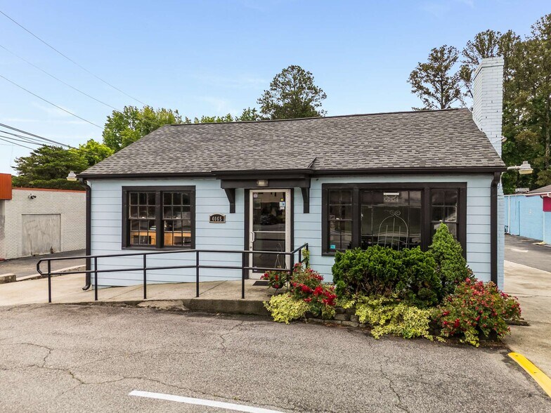 More Photos Of 4065 Lawrenceville Hwy, Tucker Office For Sale