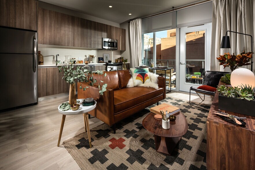 More Photos Of 750 S Grand Ave, Los Angeles Apartments For Lease