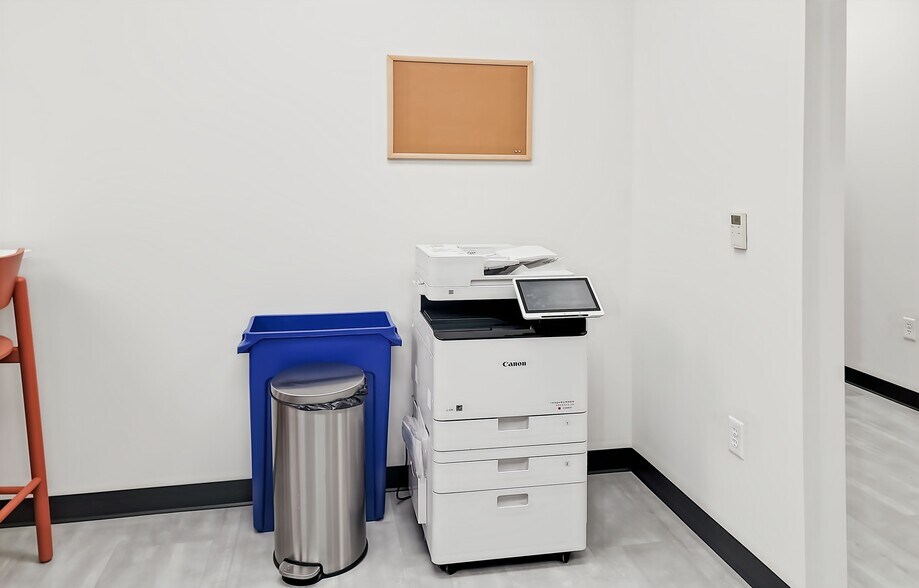 More Photos Of W57N14280 Doerr Way, Cedarburg Coworking Space