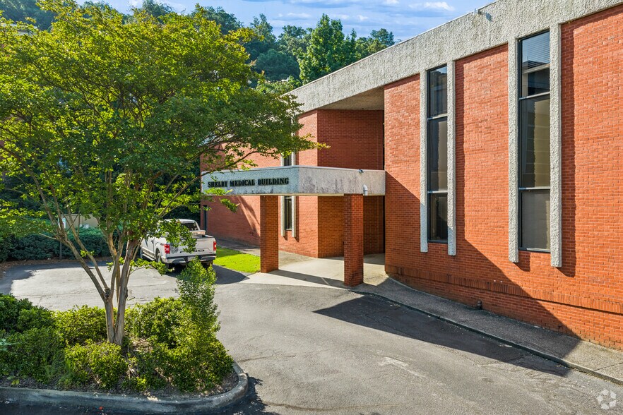 More Photos Of 644 2nd St, Alabaster Medical For Lease