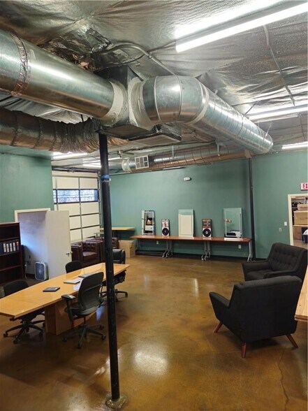 More Photos Of 536 W Mountain View Ave, La Habra Warehouse For Sale