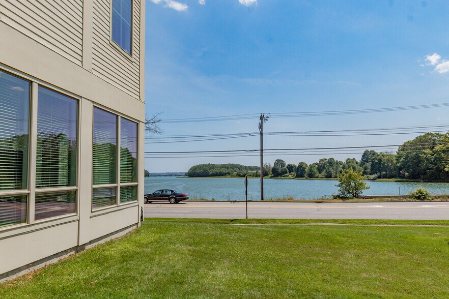 More Photos Of 1685 Congress St, Portland Office For Sale