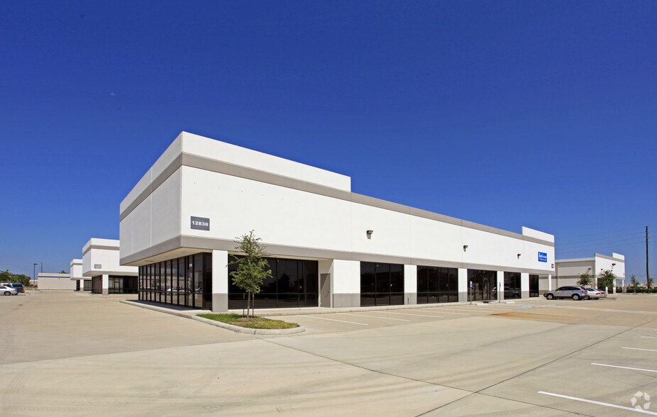 Primary Photo Of 12838 Murphy Rd, Stafford Showroom For Sale