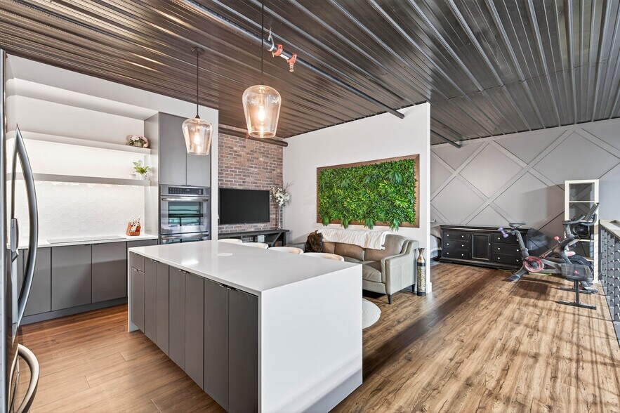 More Photos Of 3620 Arrowhead #2 Dr, Medina Industrial For Sale