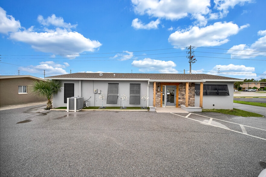 More Photos Of 2130 W Bay Dr, Largo Office For Sale