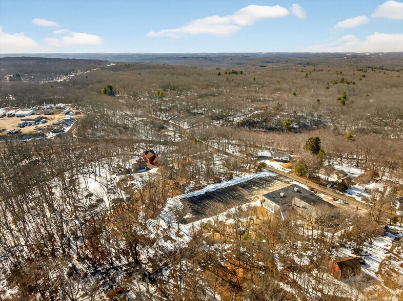 More Photos Of 1146 Spindle Hill Rd, Wolcott Freestanding For Sale