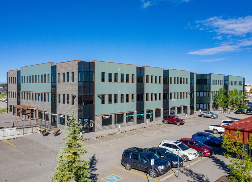 More Photos Of 11420 27th St SE, Calgary Medical For Sale