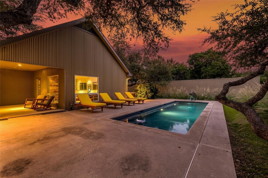 More Photos Of 2606 Ranch Road 620 N, Austin Loft Creative Space For Sale