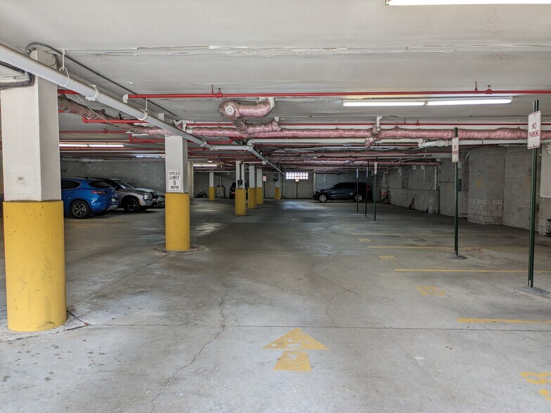 More Photos Of 8915 Bergenwood Ave, North Bergen Apartments For Sale