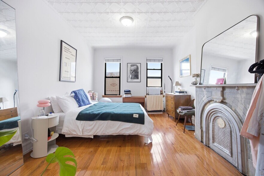 More Photos Of 596 Humboldt St, Brooklyn Multifamily For Sale